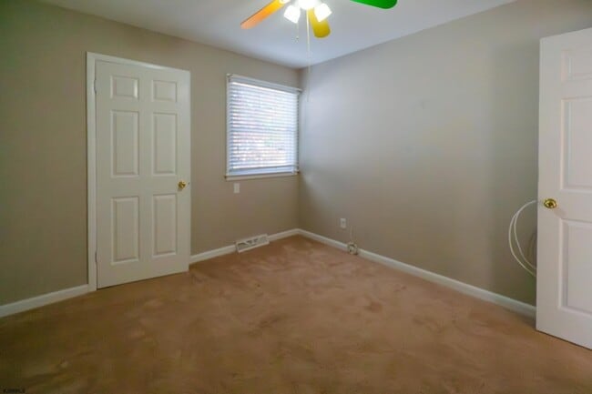 Building Photo - 318 Jefferson Ave