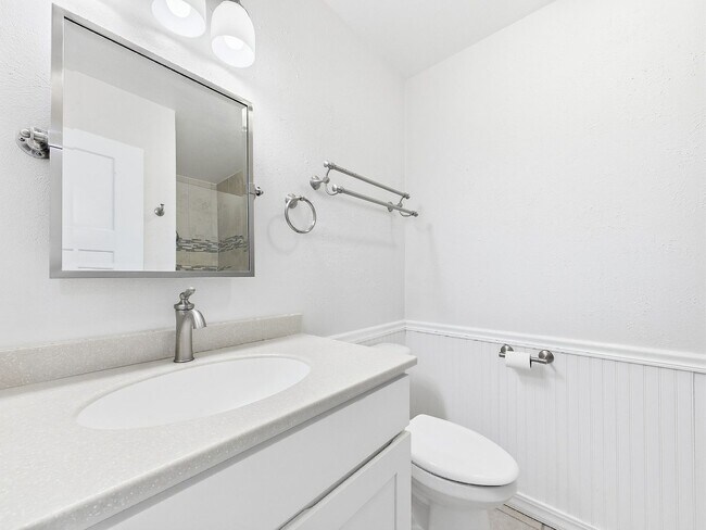 Building Photo - 6213 S Galena Way