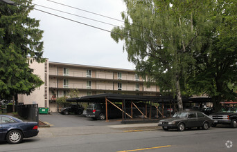 Building Photo - Mark Spencer Apartments