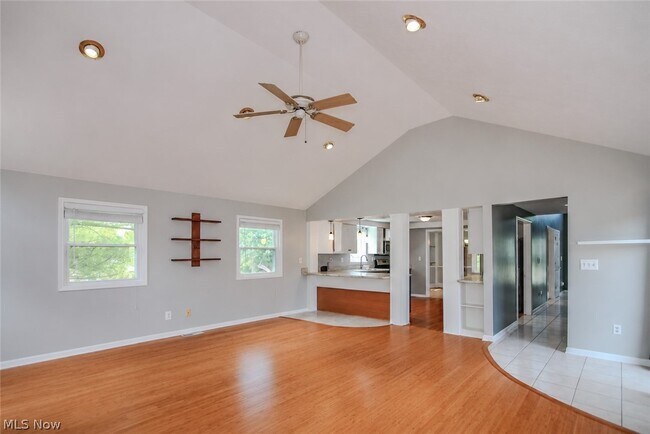 Building Photo - 12433 Webster Rd