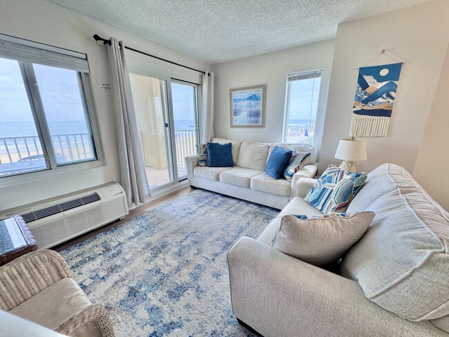 Primary Photo - 303 Atlantic Ave