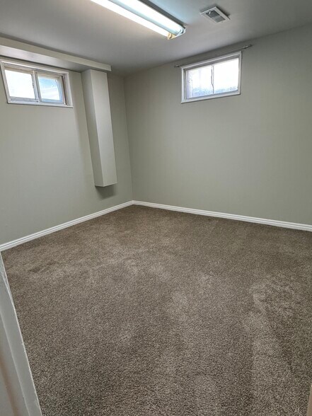Building Photo - 3069 S 300 W