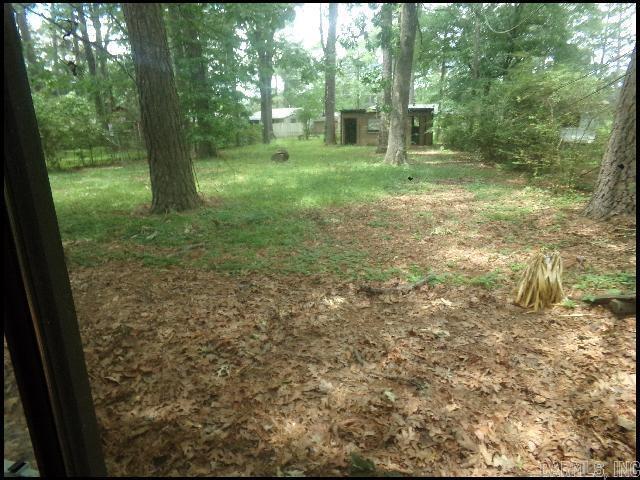 Building Photo - 6904 Dahlia Dr