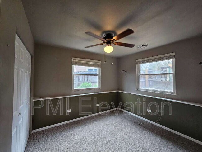 Building Photo - 7411 S Carr Ct