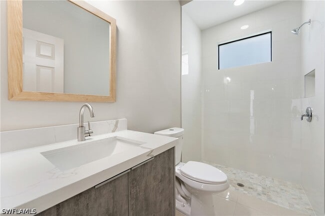 Building Photo - 2903 37th St W