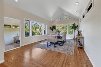 Building Photo - 4444 Redwood Rd