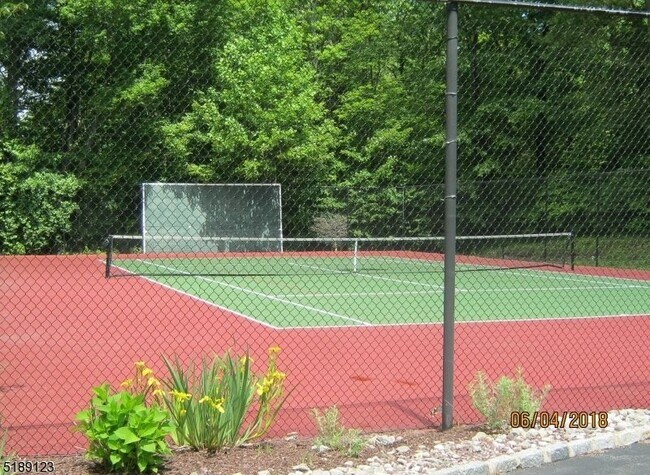 Building Photo - 2 Richmond Rd