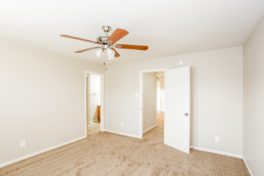 Building Photo - 9117 Cherry Grove Ct