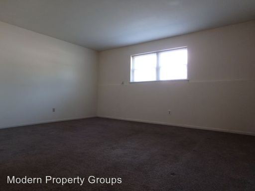 Building Photo - 211 Waugh St