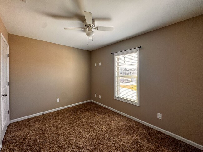 Building Photo - Beautiful 4 Bed 3.5 Bath Home in Jack Britt School District