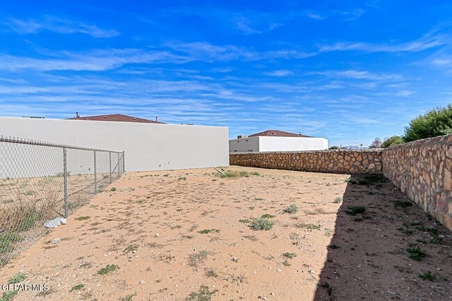 Building Photo - 5270 Sean Haggerty Dr