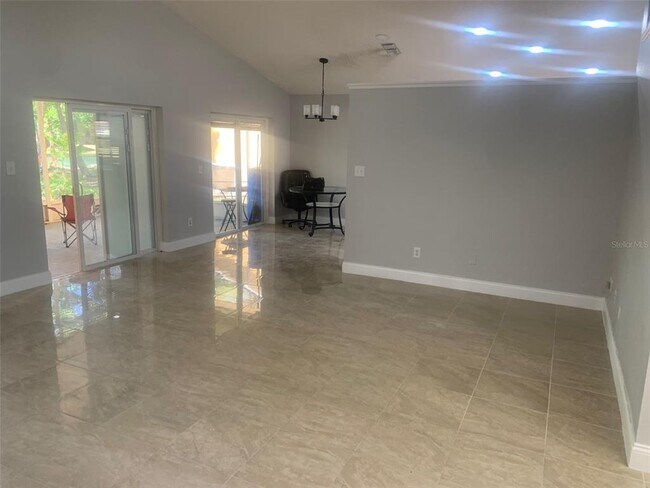 Building Photo - 1658 Riveredge Rd