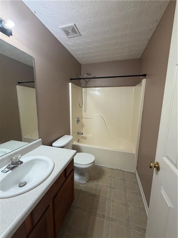 Building Photo - 3865 Crescent Walk Ln NE