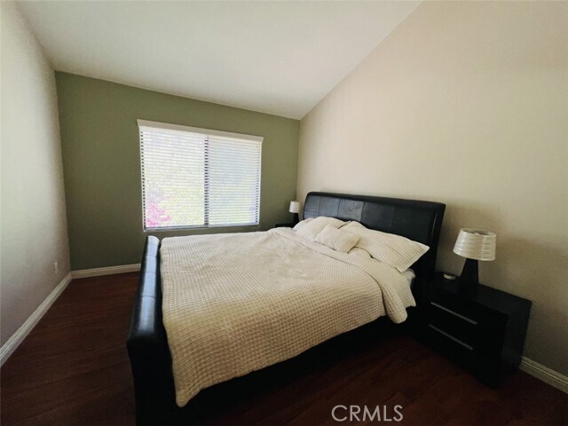 Building Photo - 1001 Creekside Dr