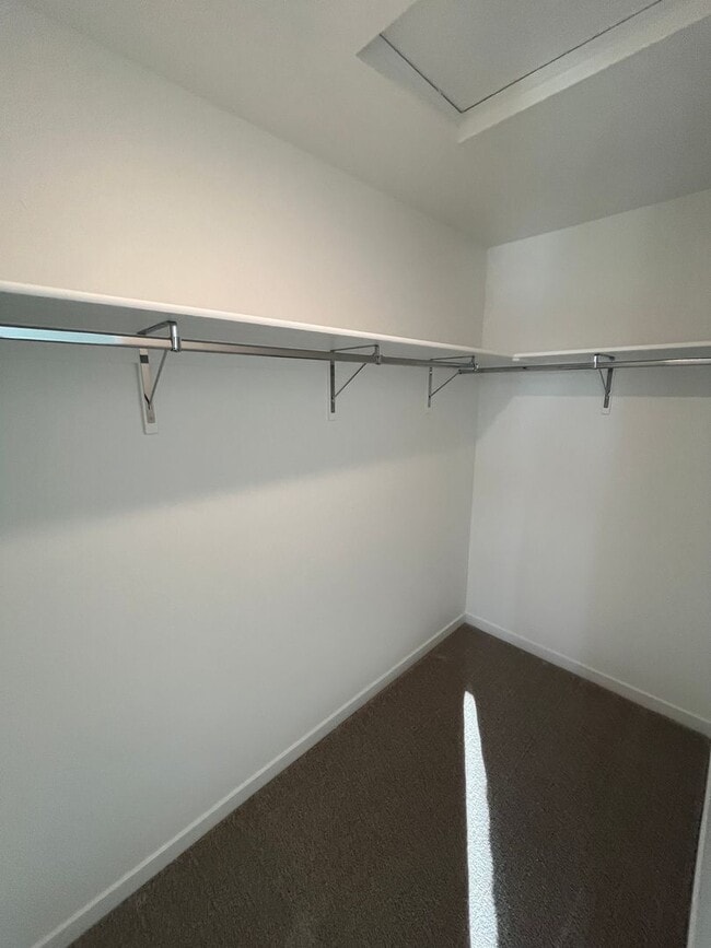 Building Photo - BRAND NEW 3 Bed 2.5 Bath Townhome