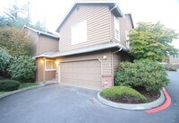 Building Photo - Everett Townhome...Water and sewer included in rent