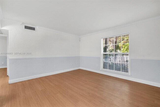 Building Photo - 3245 Virginia St