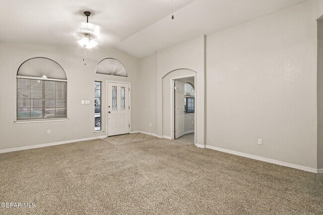 Building Photo - 12809 Tierra Alexis Dr