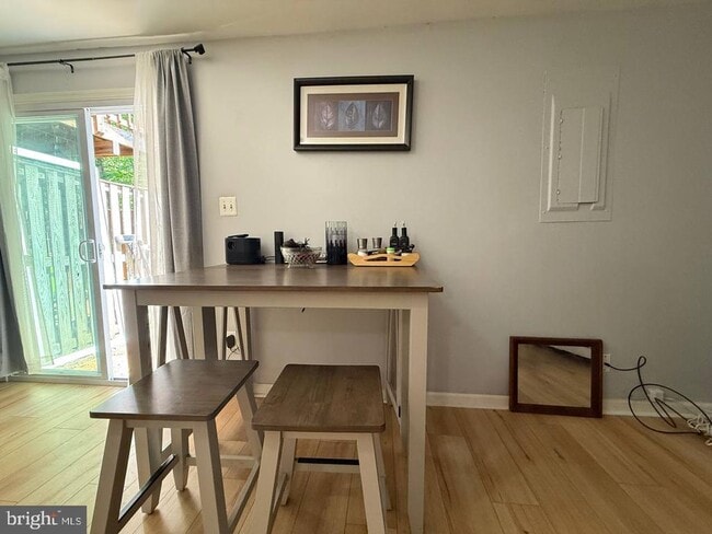 Building Photo - 17929 Milroy Dr