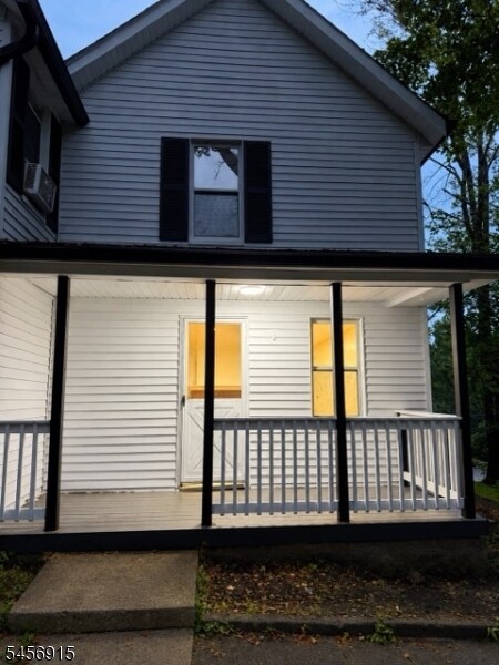 Building Photo - 270 Macopin Rd