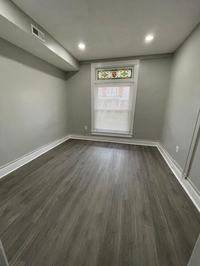 Building Photo - Calverton Heights