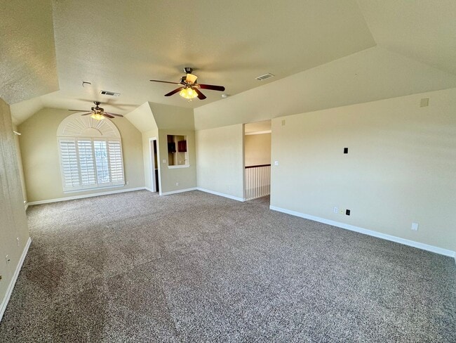 Building Photo - *COMING SOON* Luxurious 2-Story Home in Gated Stone Oak Community – Pool & Lawn Care Included