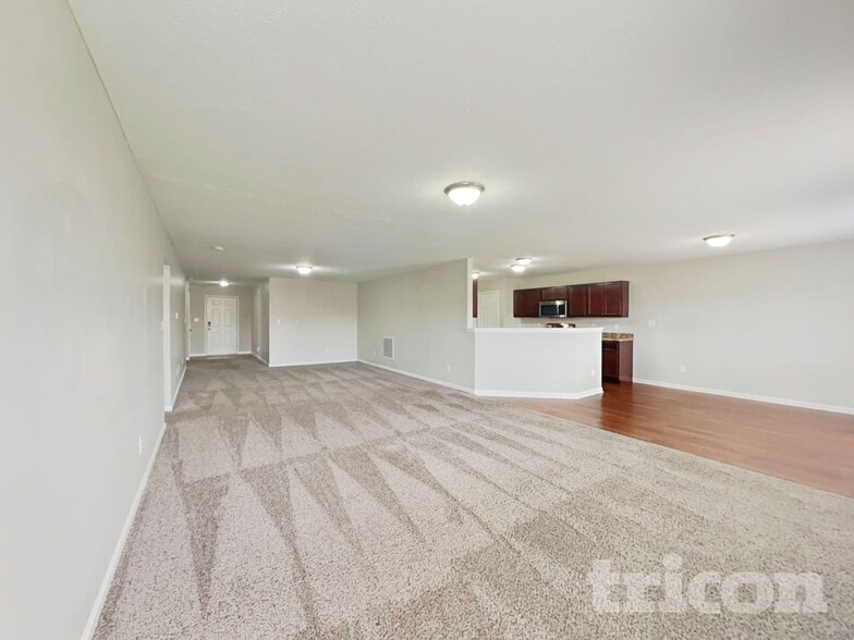 Building Photo - 7916 Amadeus Dr