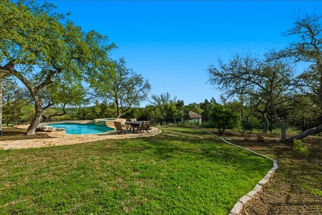 Building Photo - 13725 Madrone Mountain Way
