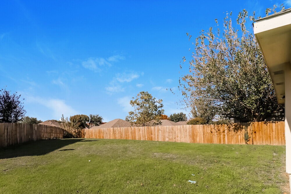 Building Photo - 14101 Black Gold Trail