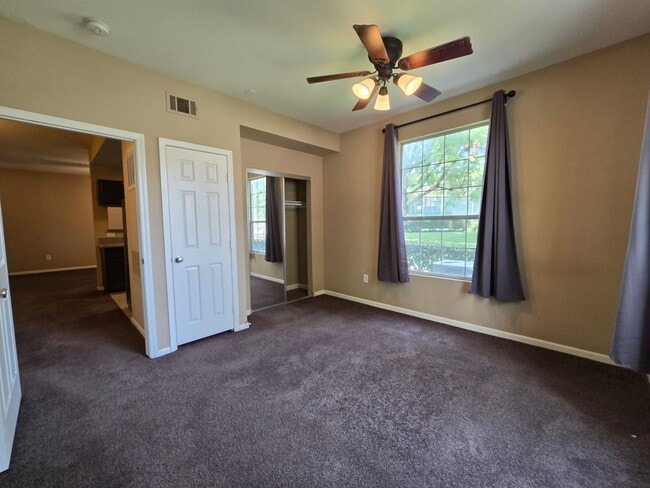 Building Photo - CANYON CREST CONDO