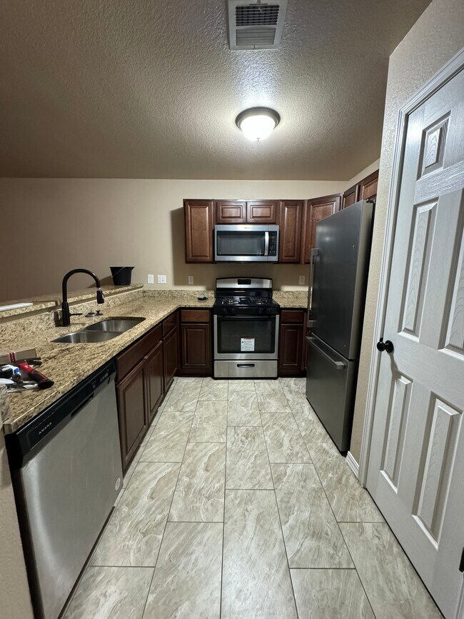 Primary Photo - 457 Spc Isaac Trujillo Dr