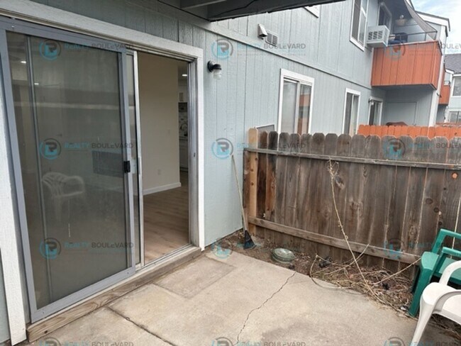 Building Photo - 2-Bedroom Condo with Modern Upgrades