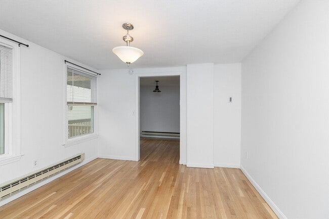 Building Photo - 16R Union St