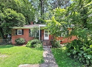 Building Photo - Charming 2BD/1BA Brick Duplex in NoDa!