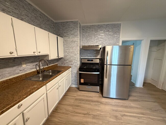Building Photo - 58-60 Intervale Avenue