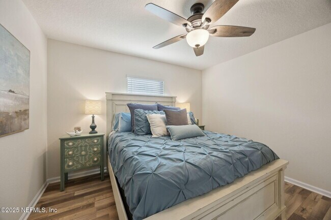 Building Photo - 3356 Canyon Falls Dr