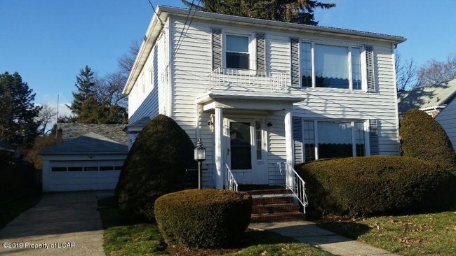 Primary Photo - 568 Ford Ave