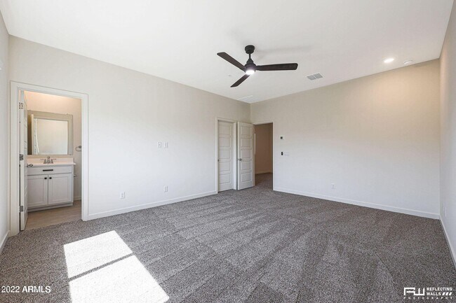 Building Photo - 2149 W Harmont Dr