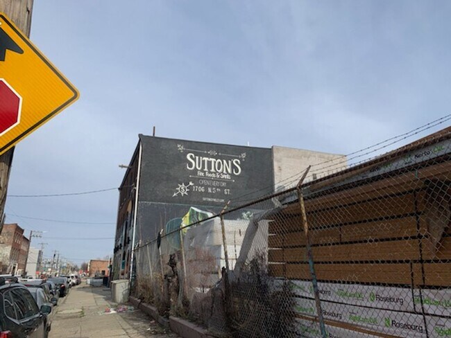 Building Photo - 1710 N 5th St