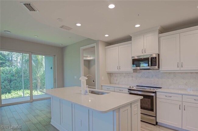 Building Photo - 2640 Seychelles Cir