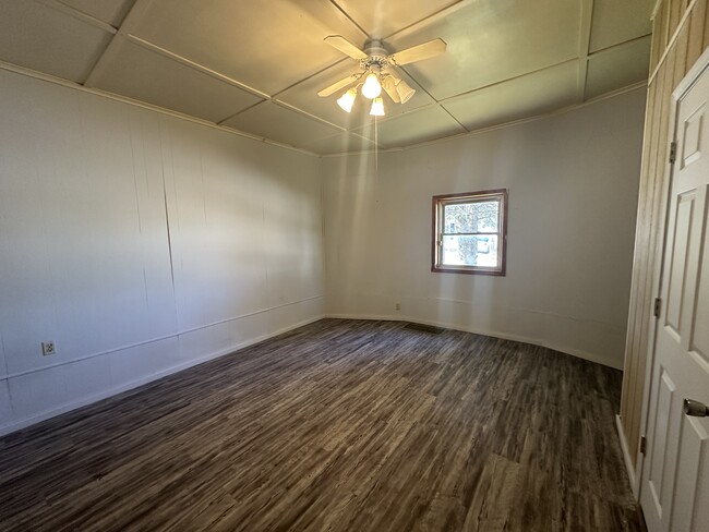 Building Photo - 19 Elizabeth St