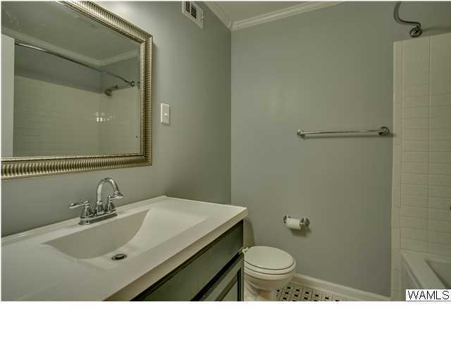 Building Photo - 6005 17th St E
