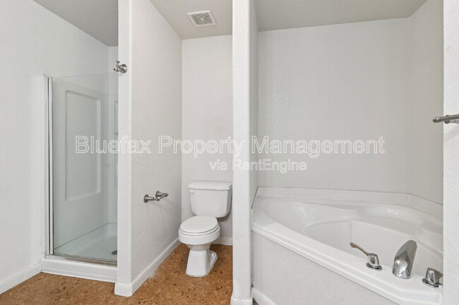 Building Photo - 5842 Blonde Canyon