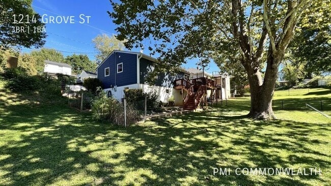 Building Photo - 1214 Grove St