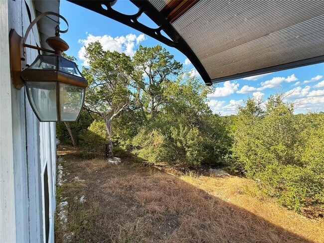 Building Photo - 10601 Ridge Rim Dr