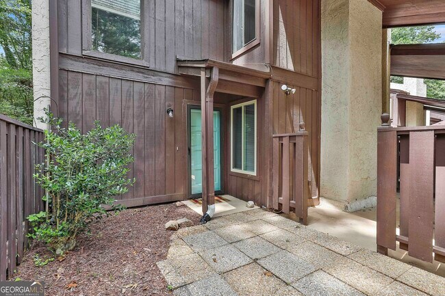 Building Photo - 36 Cobblestone Creek