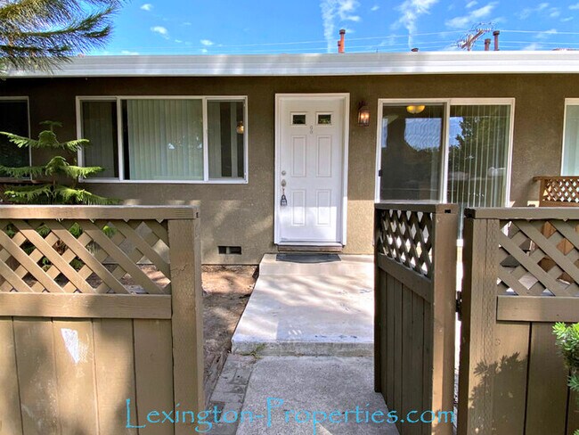 Primary Photo - 5023 Bremner Way
