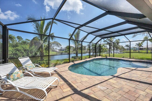 Building Photo - 15736 Lakeland Cir