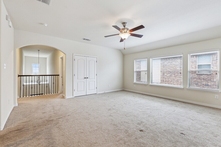 Building Photo - 6308 Meandering Creek Dr