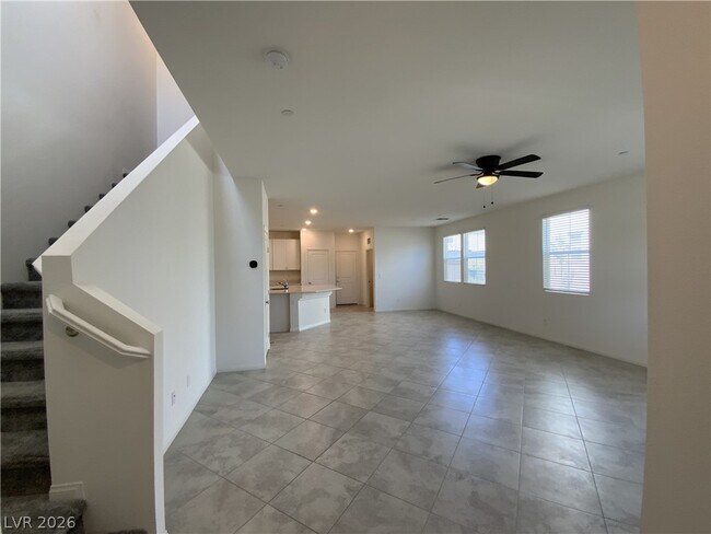 Building Photo - 3240 Avernus Ave